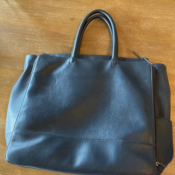 Matt & Nat navy blue diaper bag - Picture 2 of 7